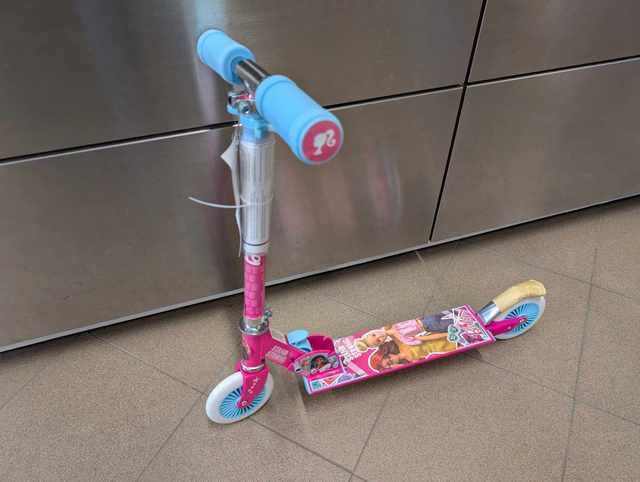 Barbie Scooter Folding Pink